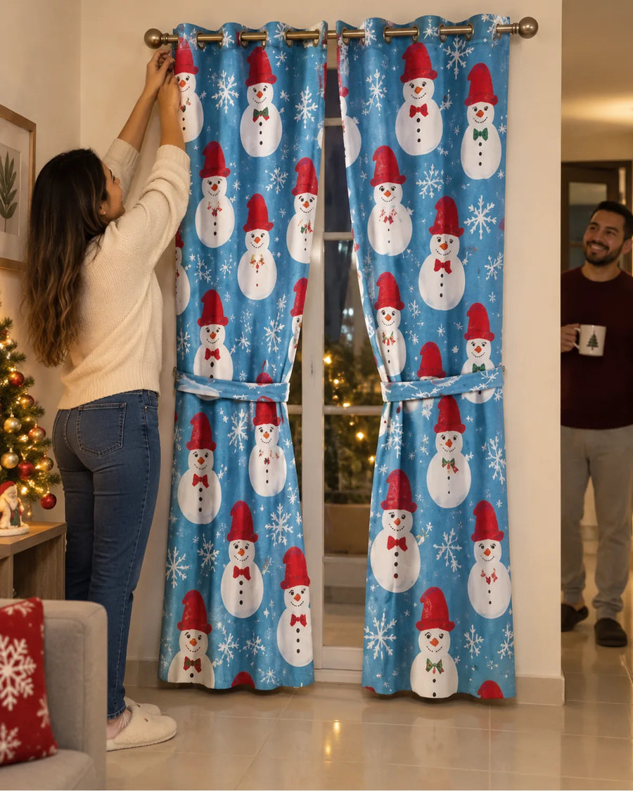 Cortina Navideña Decorativa en uso cotidiano
