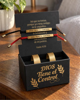 Pulseras “Dios Tiene el Control” — Set x2 + Estuche — detalle y contenido